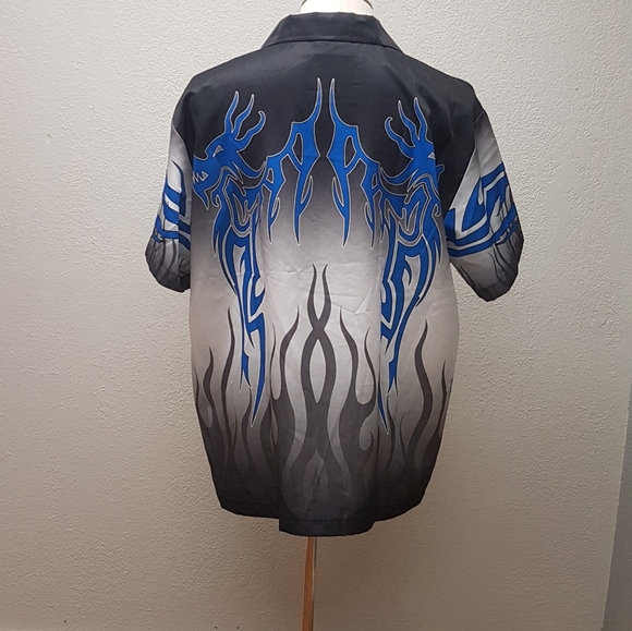 No Surrender Shirt - Picture 3 of 4